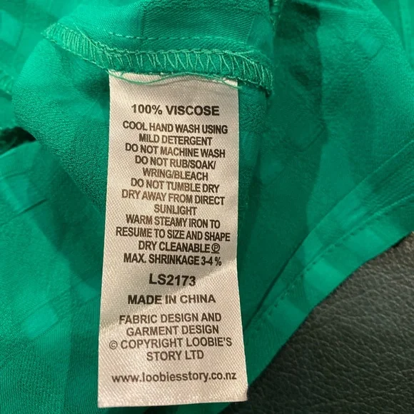 LOOBIES STORY
EMERALD PRAGUE MIDI DRESS size 16 - Picture 5 of 12